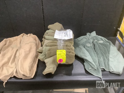 (44) Cold Weather Jackets & (1) Extreme Cold Weather Parka Liner