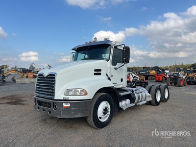 2013 Mack CXU613 6x4 Tracteur routier