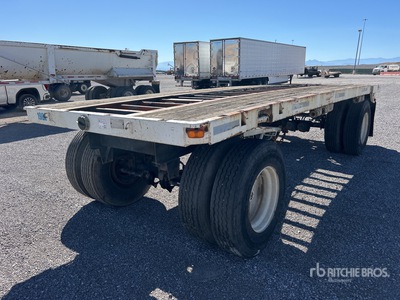 2002 Utility FF2C 20 ft T/A Turntable Flatbed Trailer