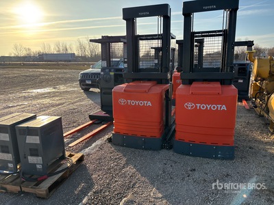 2021 Toyota 7BPUE15 2000 lb Order Picker