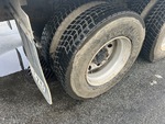 Underbody with Right Rear Drive Tires