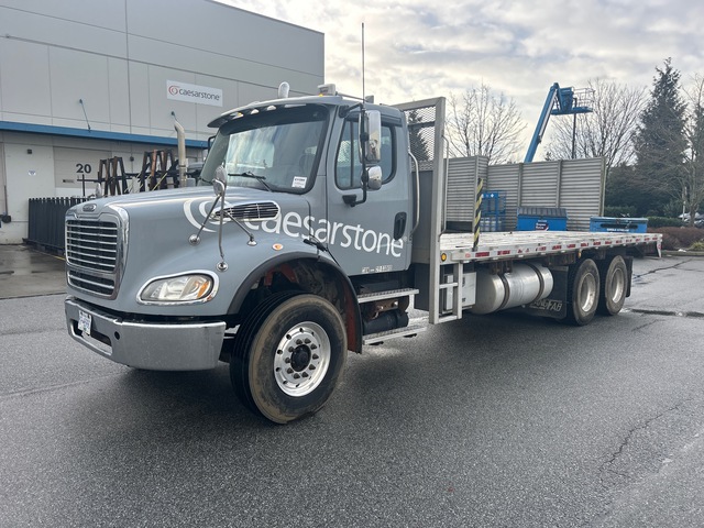 2011 Freightliner M2 112 6x4 Flatbed Truck