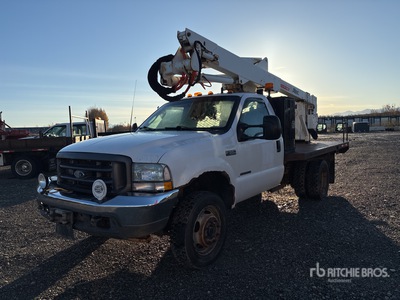 2003 Altec AT37-G 37 ft on 2003 Ford F-550 XL 4x4 Bucket Truck