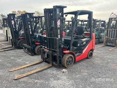 Hangcha CPYD25-XW71F-C 4700 lb Cushion Tire Forklift