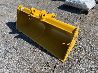 2025 HW BKT30760CLN 60 in Cleanup Excavator Bucket - Fits Cat 307 (Unused)