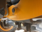 Drivetrain with Front Axle Oscillating Pin