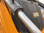 Hydraulics with Bucket Tilt Cylinders