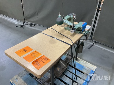 Consew 222 Blindstitch Machine