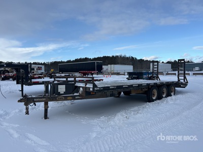 2008 LWL 25 ft Tri/A Equipment Trailer