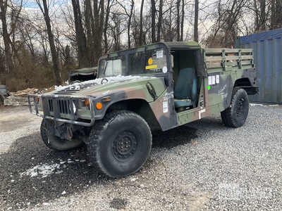 1996 AM General M1097A2 HMMWV 2 Door Soft Top w/Truck Body