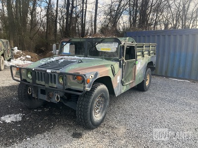 2002 AM General M1097A2 HMMWV 2 Door Soft Top w/Truck Body