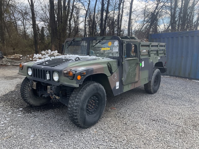 AM General M1097A2 HMMWV 2 Door w/Truck Body