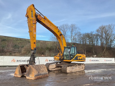 JCB JS330LC 油圧ショベル