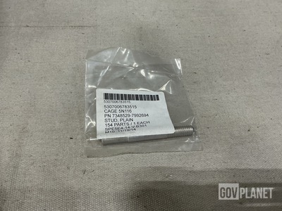 (99) Quality Socket Screw 7348529-7992694 Plain Studs
