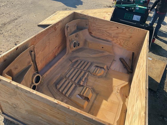 Oshkosh 12608670 Truck Hood