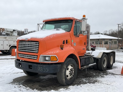 2000 Sterling LT9500 6x4 T/A Day Cab Truck Tractor (Inoperable)