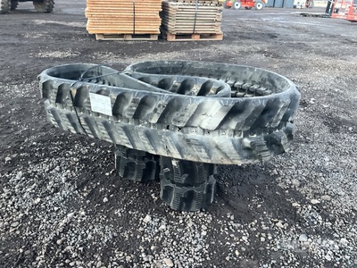 Quantity of (2) Tracks