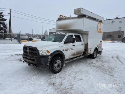 2015 Ram 5500 4x4 Crew Cab Ciężarówka użytkowa