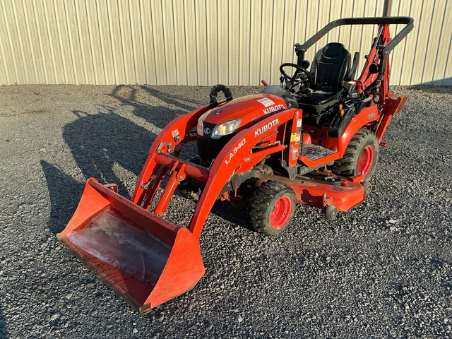2018 Kubota BX23SLB-R 4WD Utility Tractor 2018 Kubota BX23SLB-R 4WD Utility Tractor