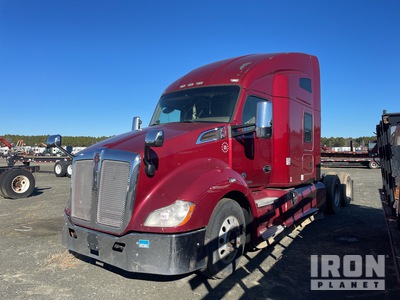2017 Kenworth T680 6x4 T/A Sleeper Truck Tractor