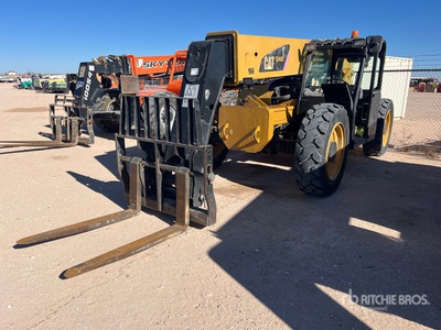 2015 Cat TL943C Telehandler