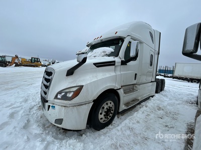 2022 Freightliner Cascadia 126 6x4 T/A Sleeper Truck Tractor