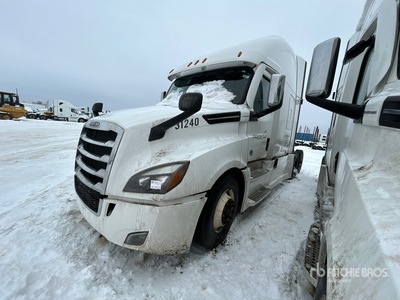 2021 Freightliner Cascadia 126 6x4 T/A Sleeper Truck Tractor