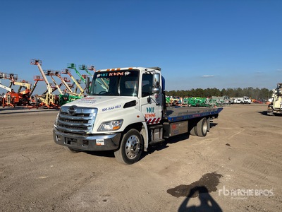 2020 Hino 268 4x2 Rollback Truck
