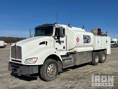 2015 Kenworth T400 2000 gal 6x4 Fuel and Lube Truck