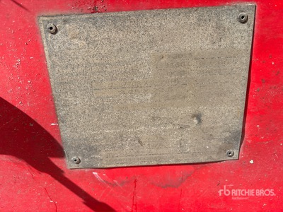 2016 Globe GTBN553 Lowboy Trailer