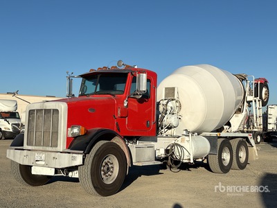 2014 Peterbilt 365 8x4 Mixer Truck