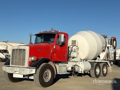 2014 Peterbilt 365 8x4 Mixer Truck