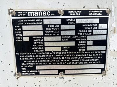 1994 Manac 28 ft x 102 in B-Train Lead Tri/A Heated Remorque fourgon