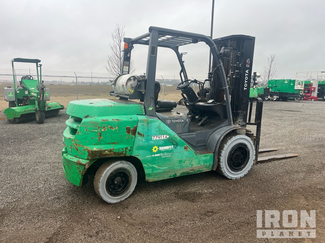 MONTACARGAS 2015 TOYOTA 8FG45U