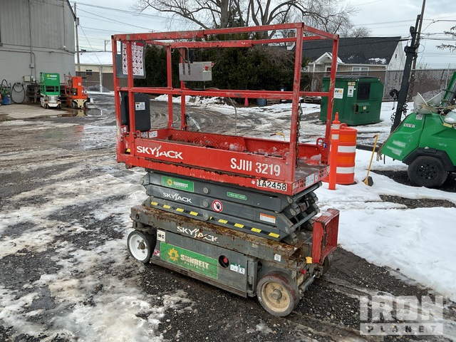 ELEVADOR TIJERA 2016 SKYJACK SJIII3219