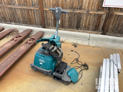 2020 Tennant T1B Walk-Behind Electric 清掃機