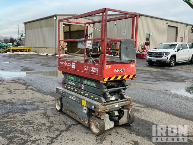 ELEVADOR TIJERA 2017 SKYJACK SJIII3219