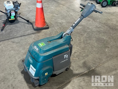 2021 Tennant T1B Walk-Behind Scheuersaugmaschine (Inoperable)