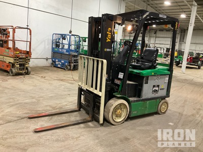 2015 Yale ERC050VG 4850 lb Carretilla Elevadora Eléctrica