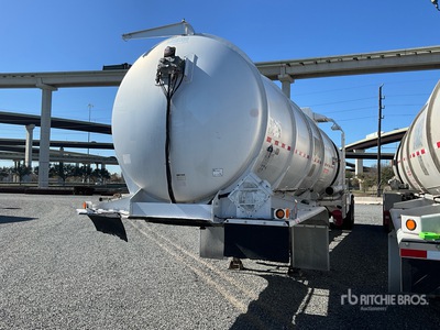 2013 Polar 9240 gal T/A Tanker Trailer