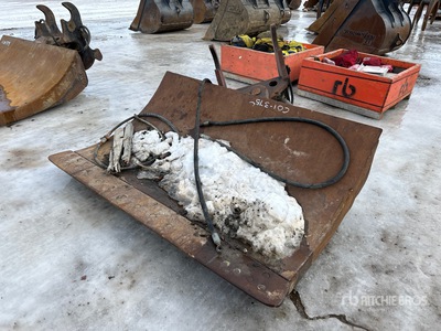 WBM 82 in Q/C Excavator Chuck Blade - Fits 300 series