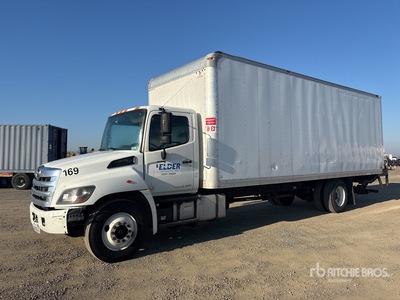 2018 Hino 268 4x2 Van Truck