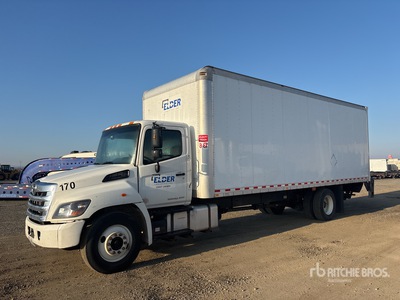 2019 Hino 258 4x2 Furgoneta caja cerrada
