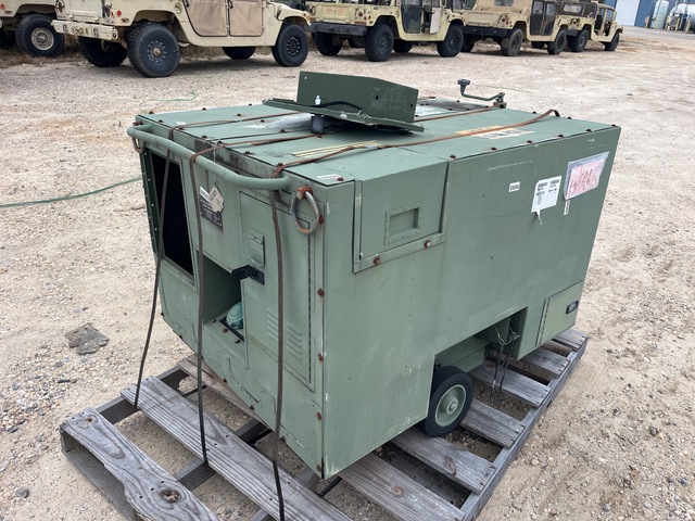 Hunter 40000 Self-Powered Multifuel Heater