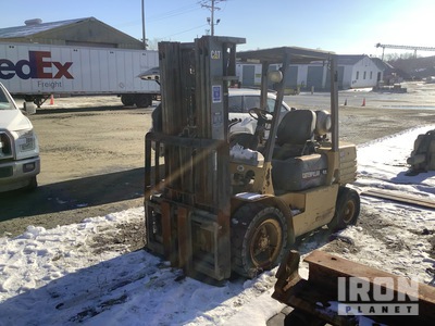 1997 (unverified) Cat GP30 6000 lb Pneumatic Tire Forklift