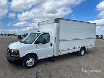 2021 GMC Savana G3500 4x2 Autocarro furgonato