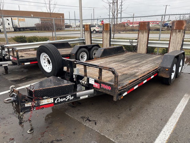 2016 CMI UT-16 H 16 ft T/A Equipment Trailer