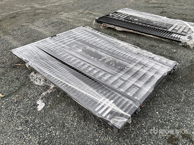 2026 SUNTOP S0720-1 20 ft x 7 ft Wrought Iron Bi-Parting Driveway Gate (Unused)