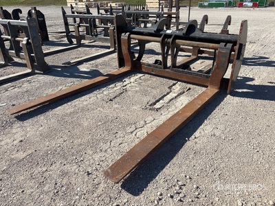 Cat 96 in Q/C Wheel Loader Forks