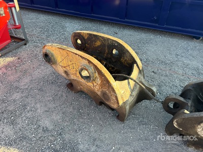 Excavator Coupler - Fits Komatsu PC-350